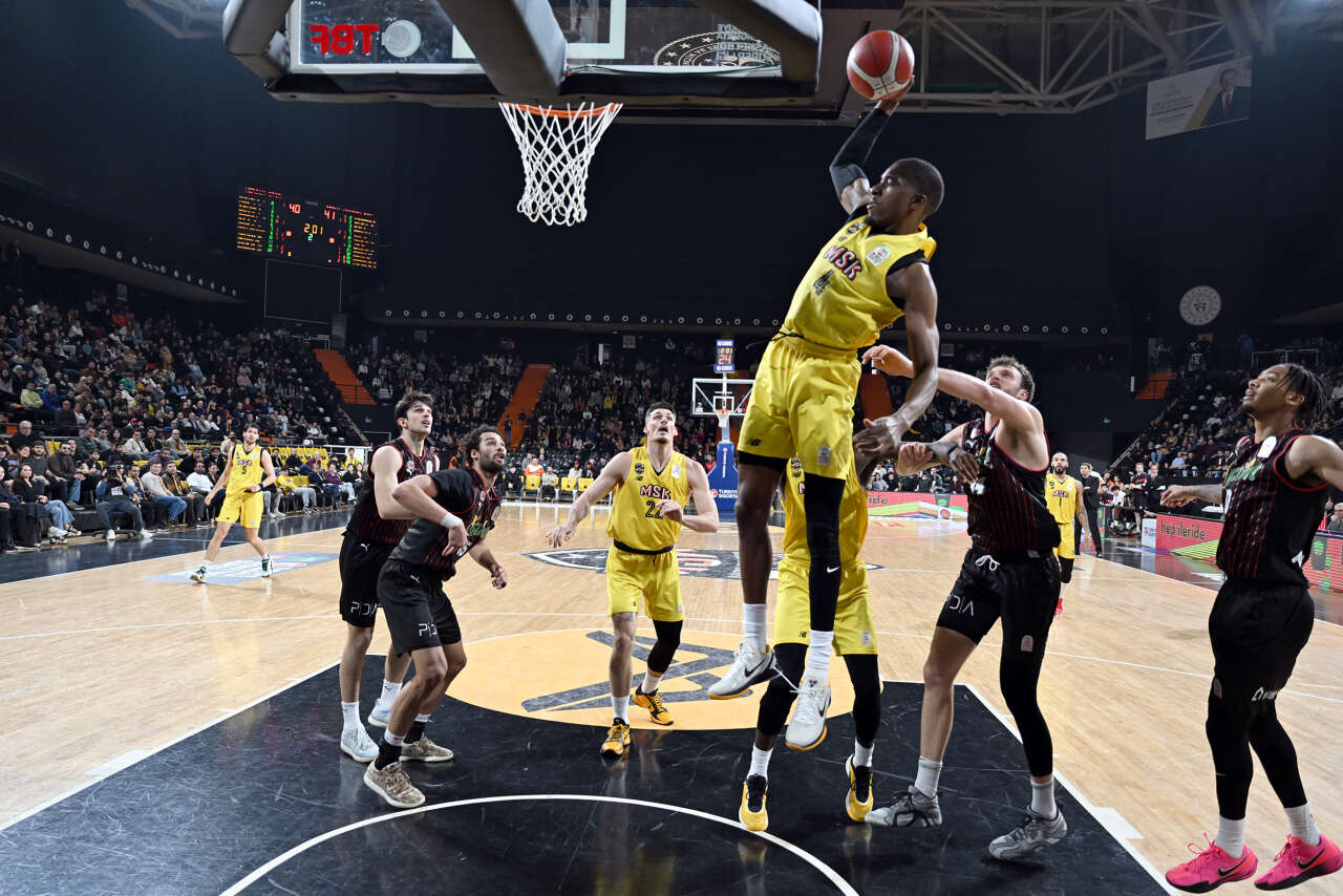 MSK evinde geri döndü, Manisa’yı 81-77 ile geçti 1